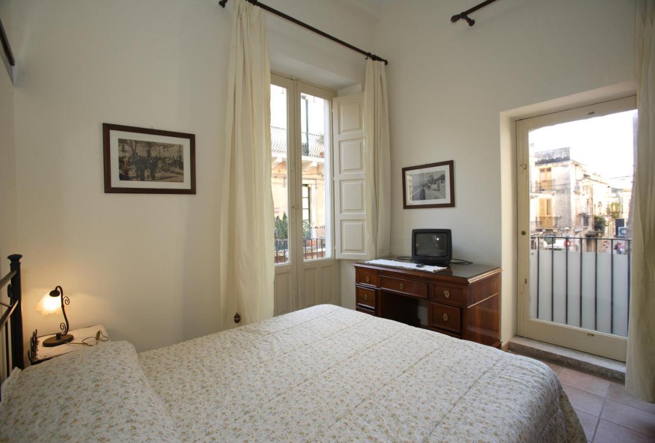 Apartment Central 4 Taormina Esterno foto